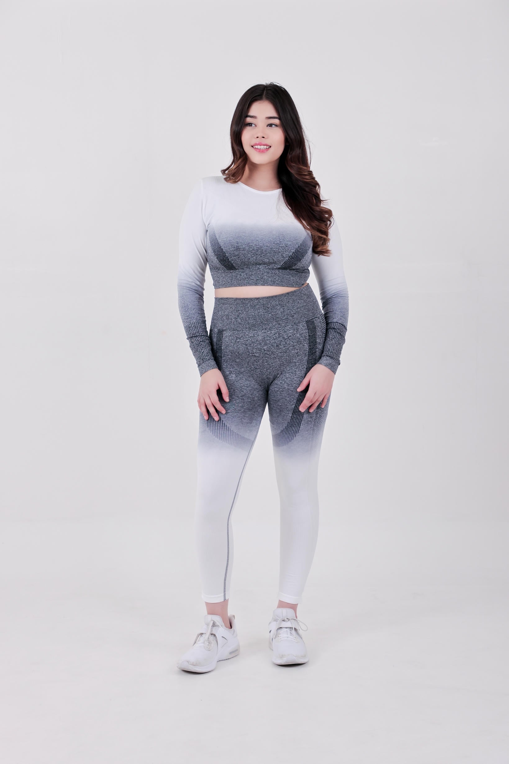 Gradient Seamless Nylon Co-ord Sets – Grey White