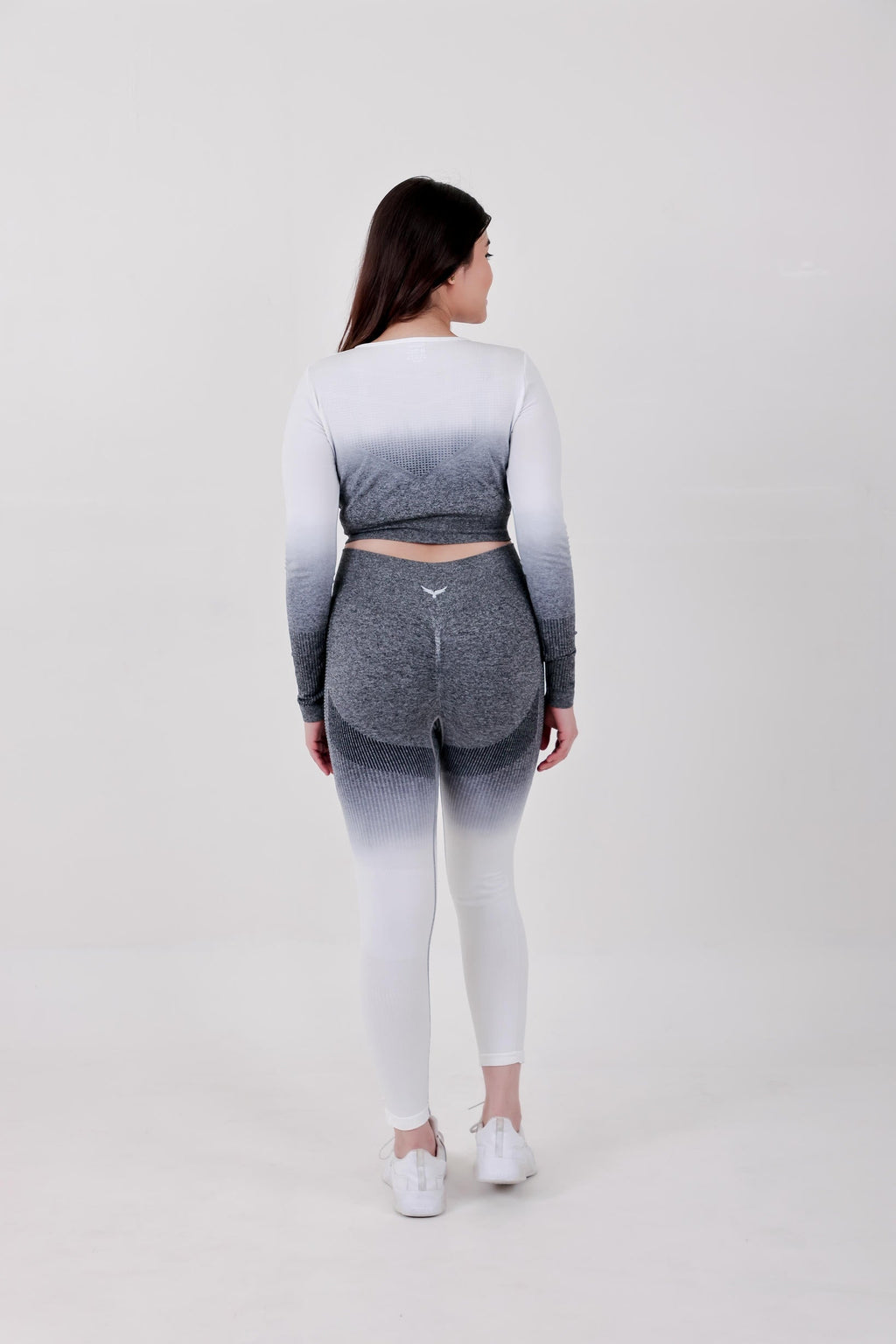 Gradient Seamless Nylon Co-ord Sets – Grey White