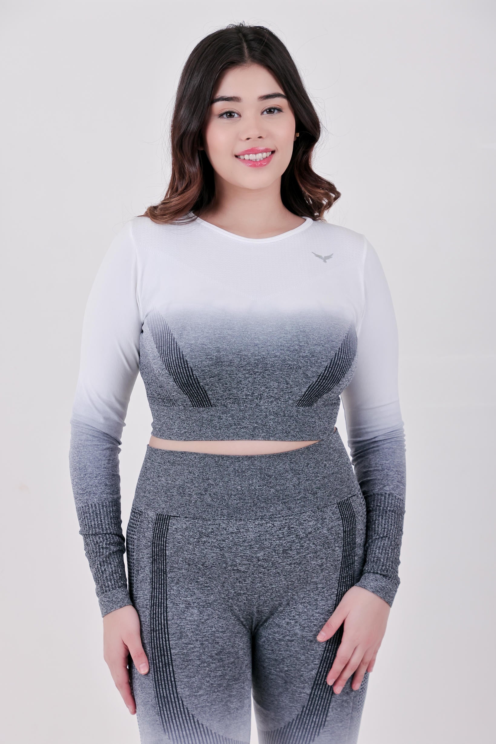 Gradient Seamless Nylon Crop Top – Grey White