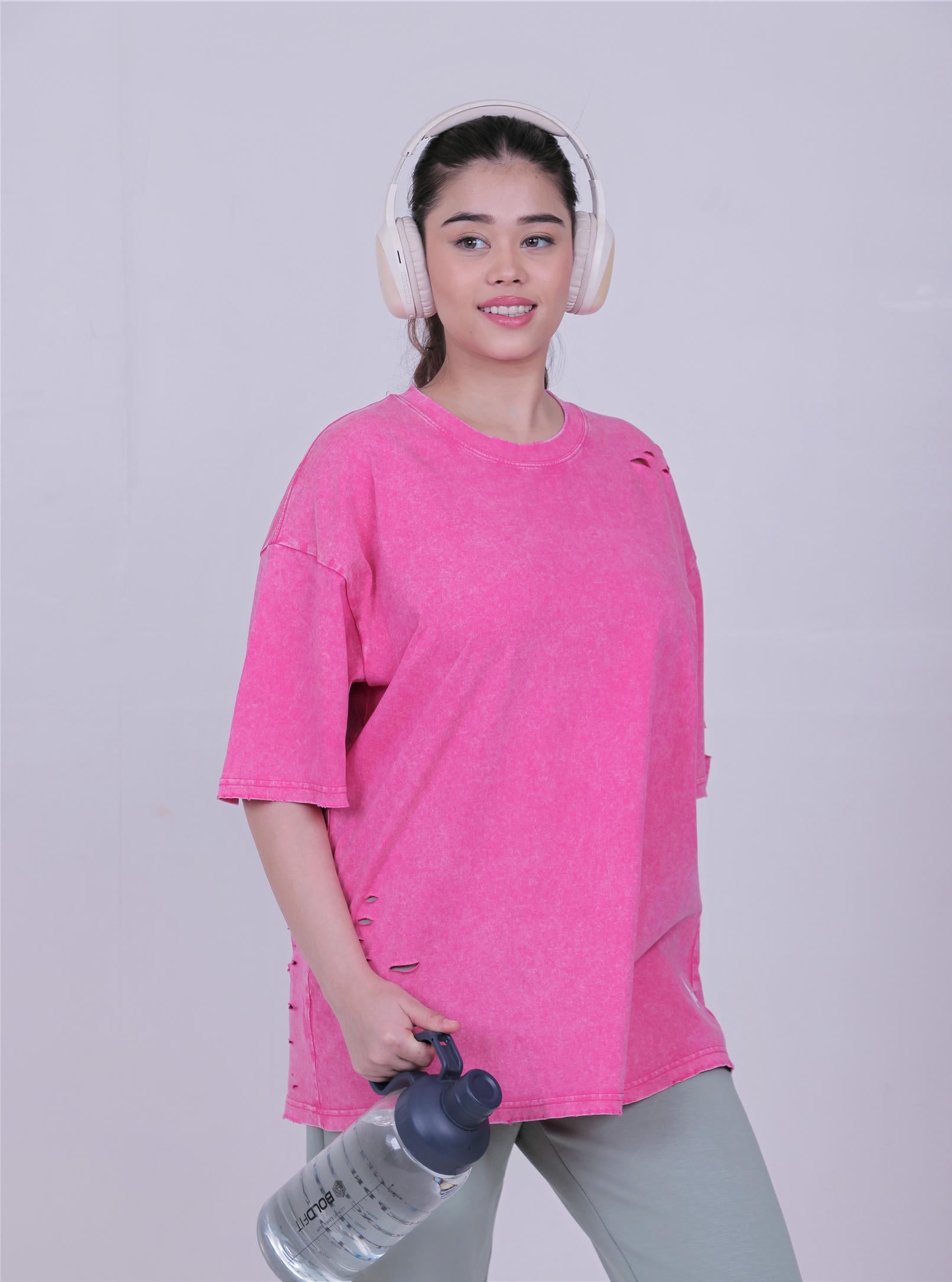 Women's Ripped Oversize T-Shirt – Pink