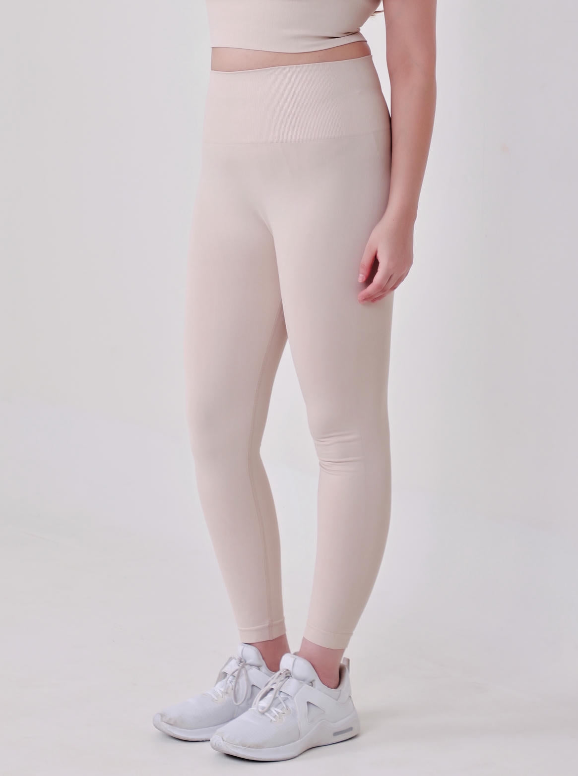 Women's Seamless Nylon Yoga Co-ord Set – Light Peach