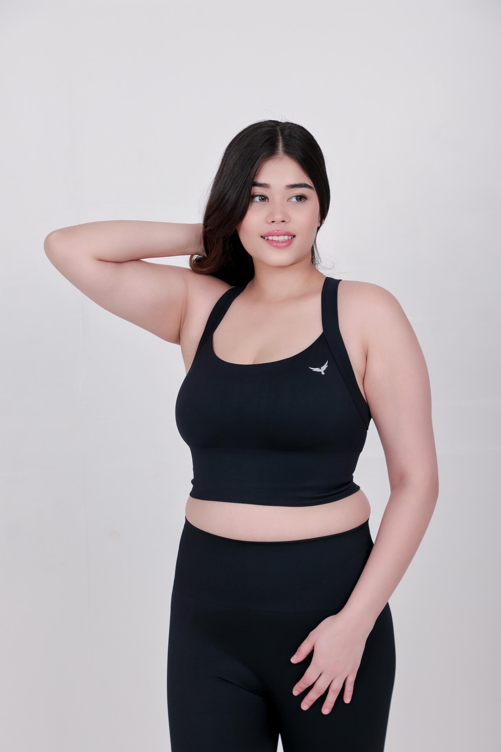 WOMEN’S SEAMLESS NYLON YOGA BRA – BLACK