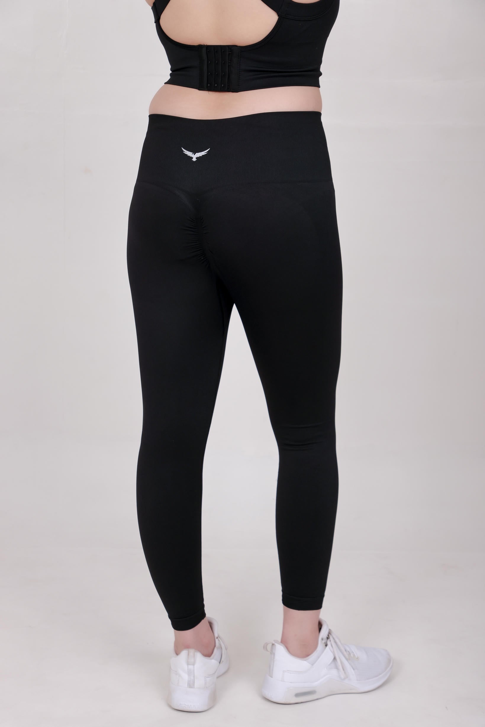 Women's Seamless Nylon Yoga Co-ord Set – Black