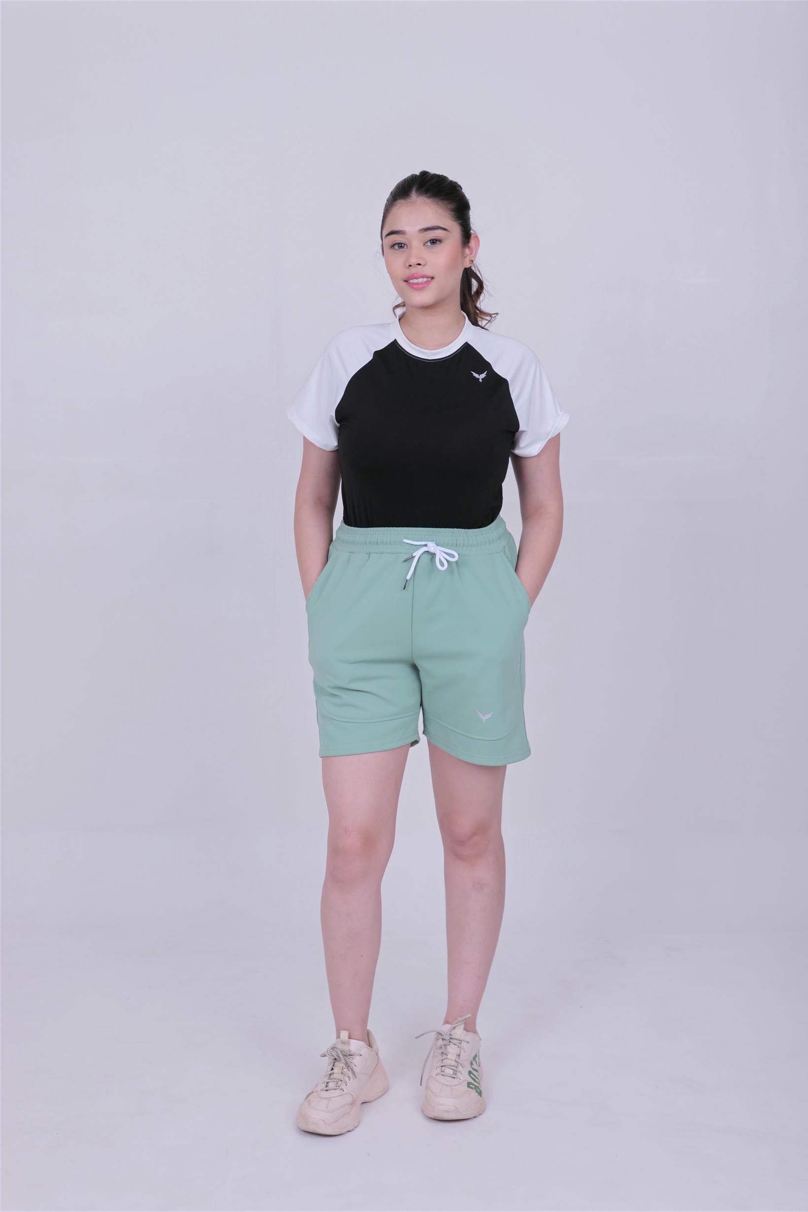 WOMEN'S REGULAR FIT SHORTS – MINT GREEN