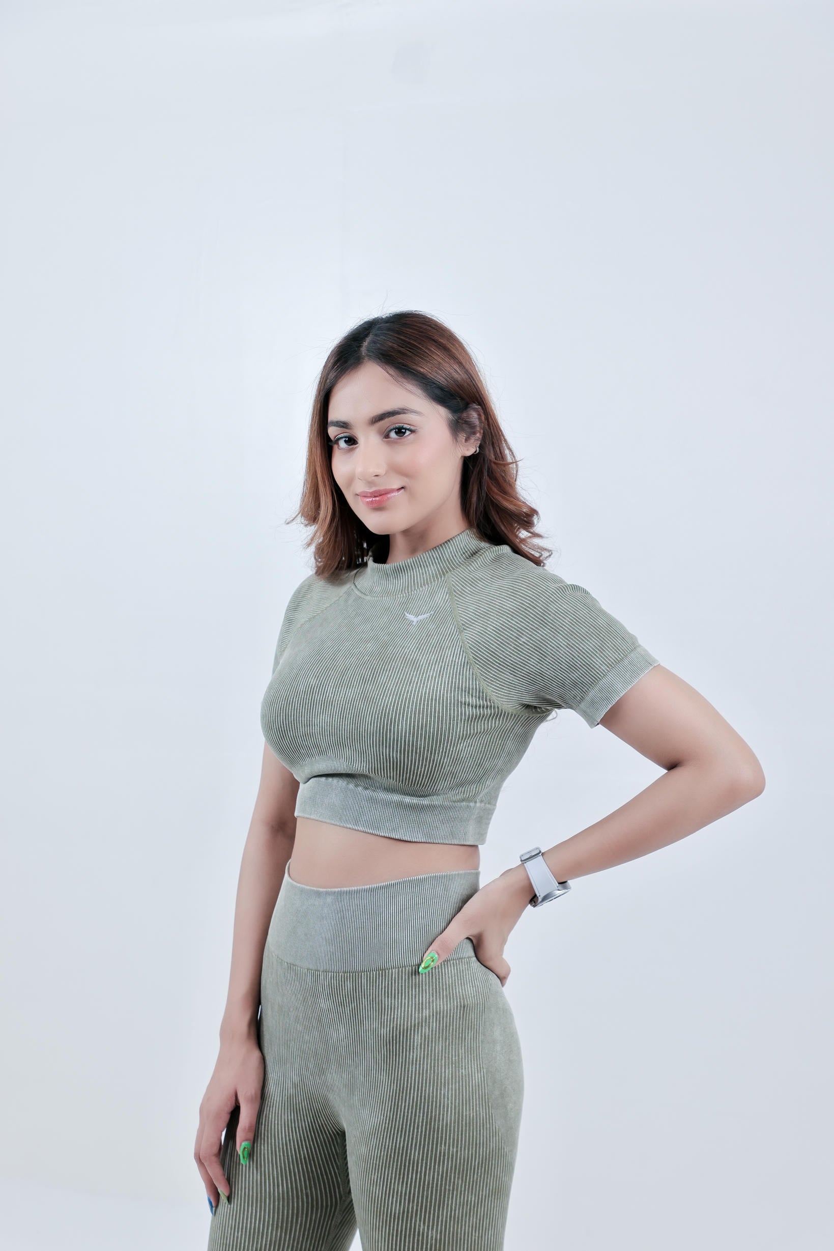Stripe Crew Gym Nylon Crop Top – Olive Green