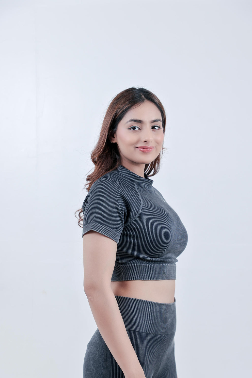 Stripe Crew Gym Nylon Crop Top – Charcoal Grey