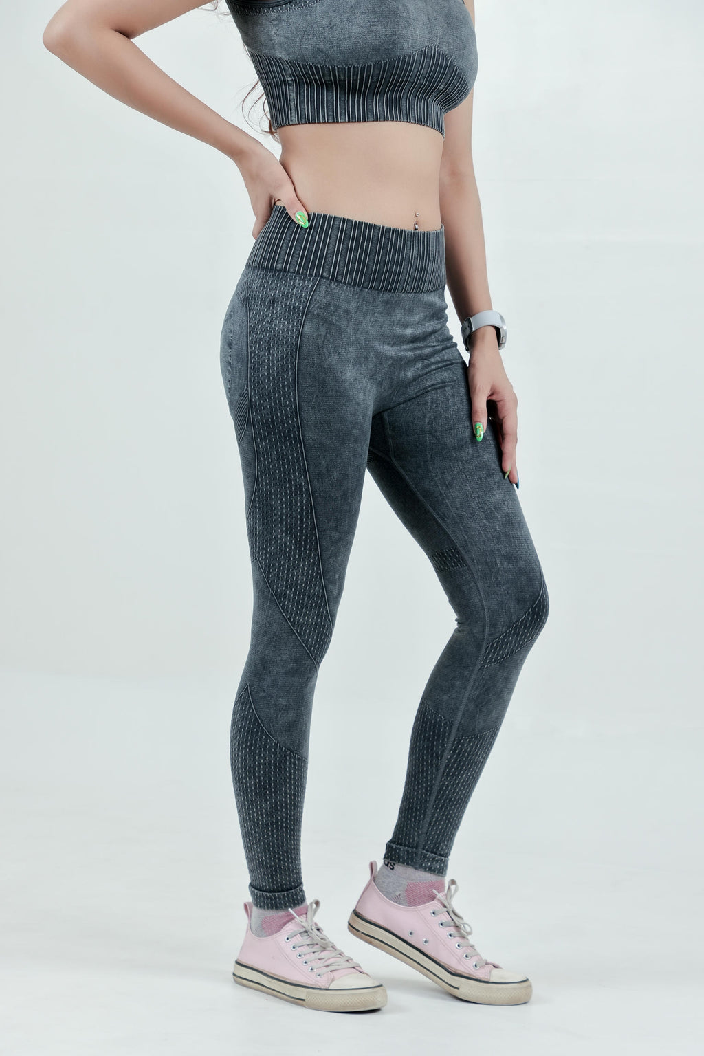 omen’s High Waist Seamless Nylon Legging – Charcoal Gray