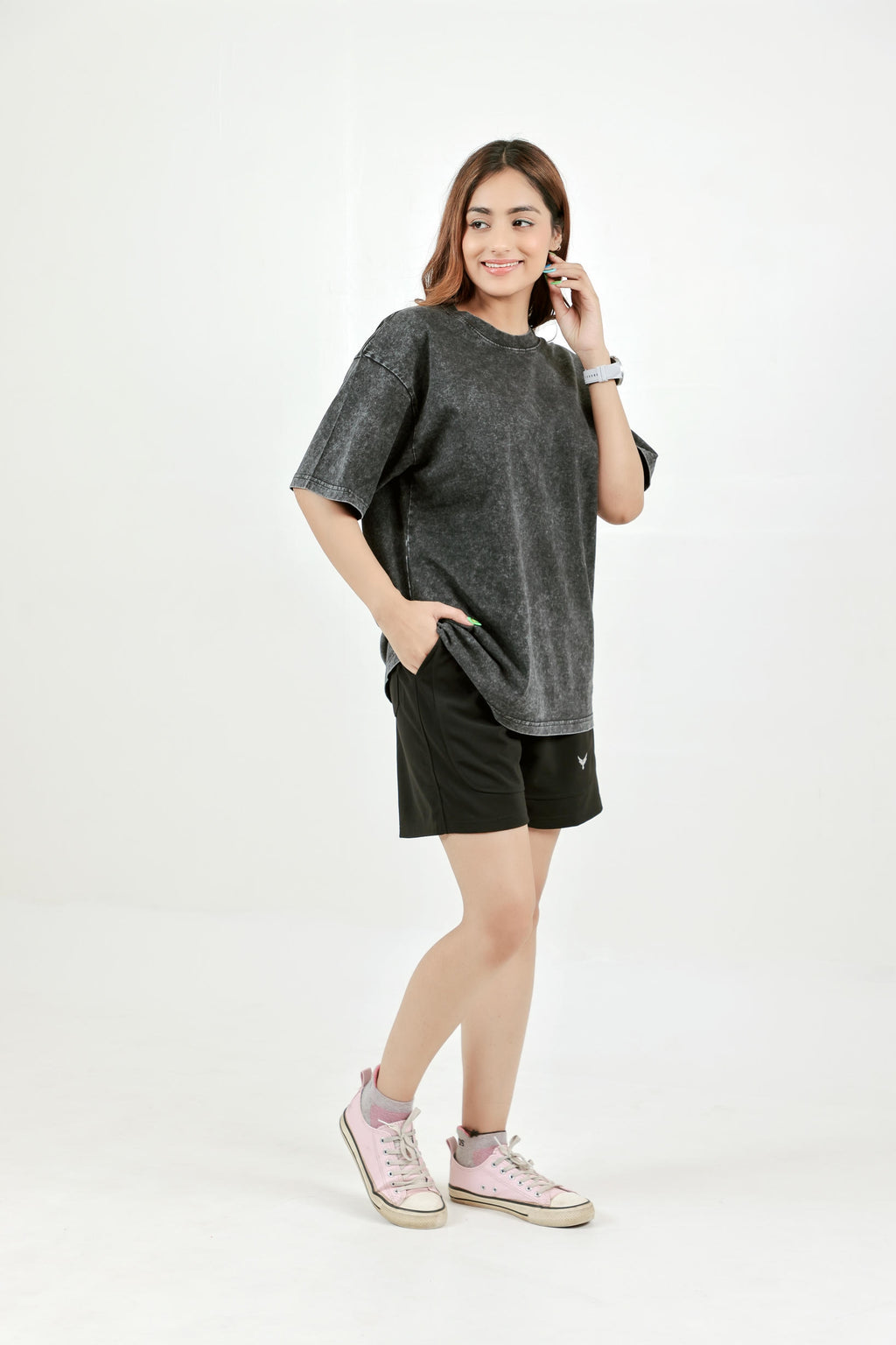 Women's Stone Wash Oversize T-Shirt – Black