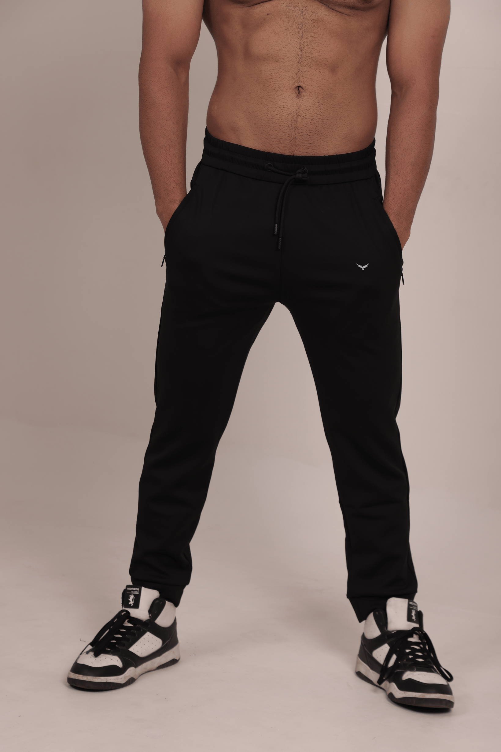 Men’s Slim Fit Breathable Sports Joggers – Black
