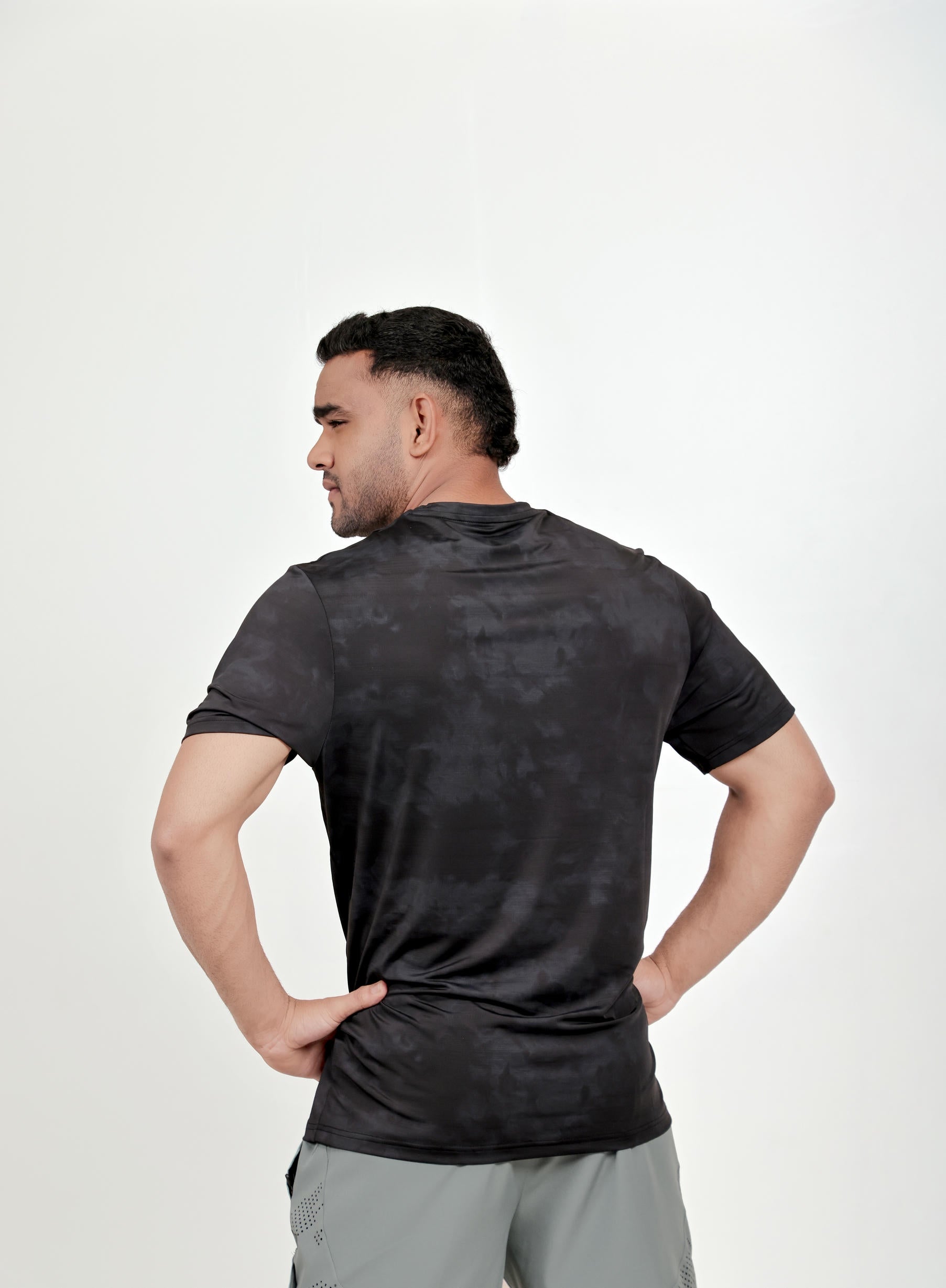 Men’s Camo Dry Hybrid T-Shirt – Black