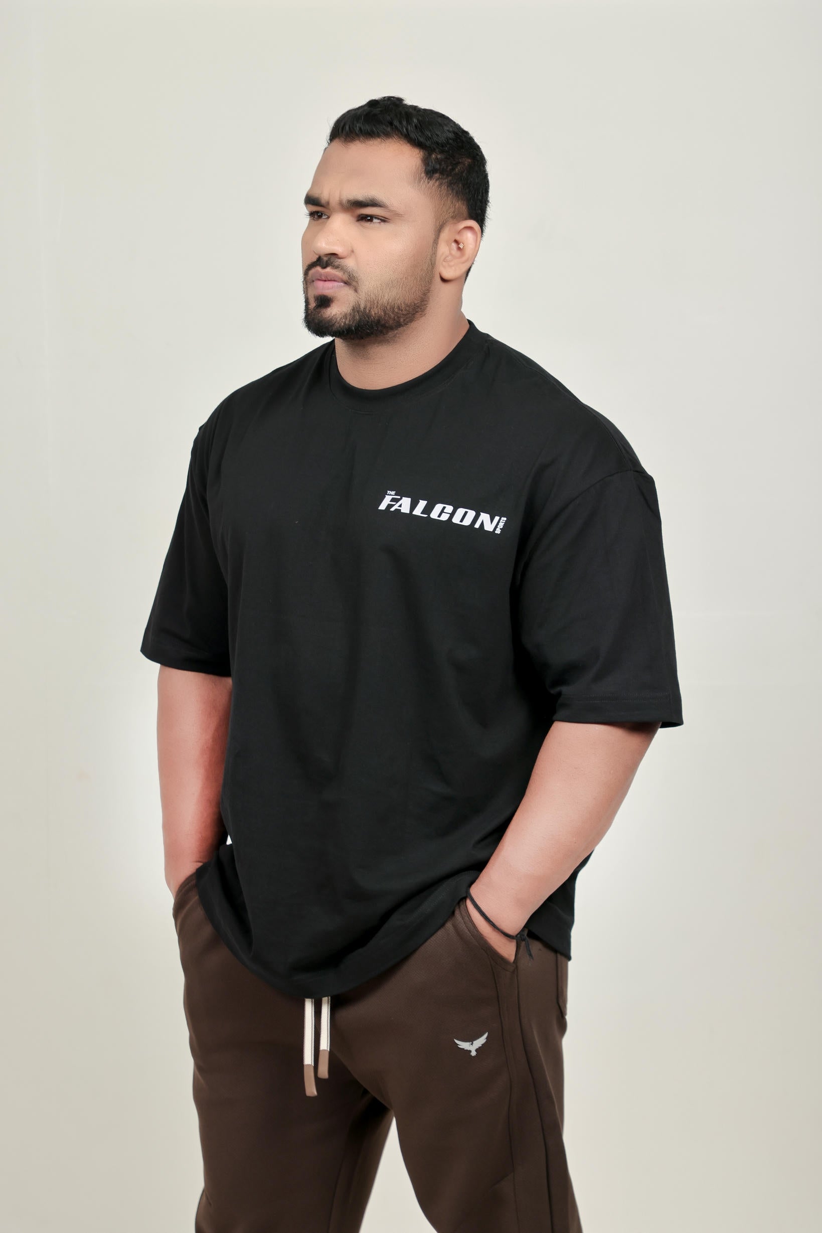 Falcon Men’s Oversize T-Shirt – Black