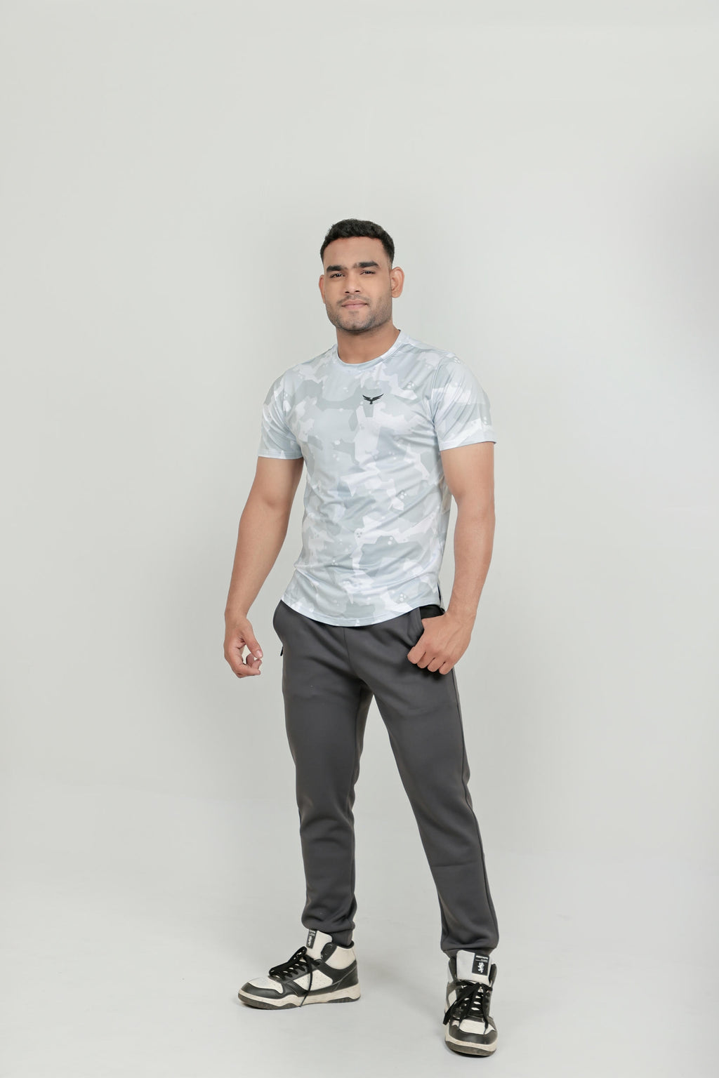 CAMO MENS TRAINING TECH TEE