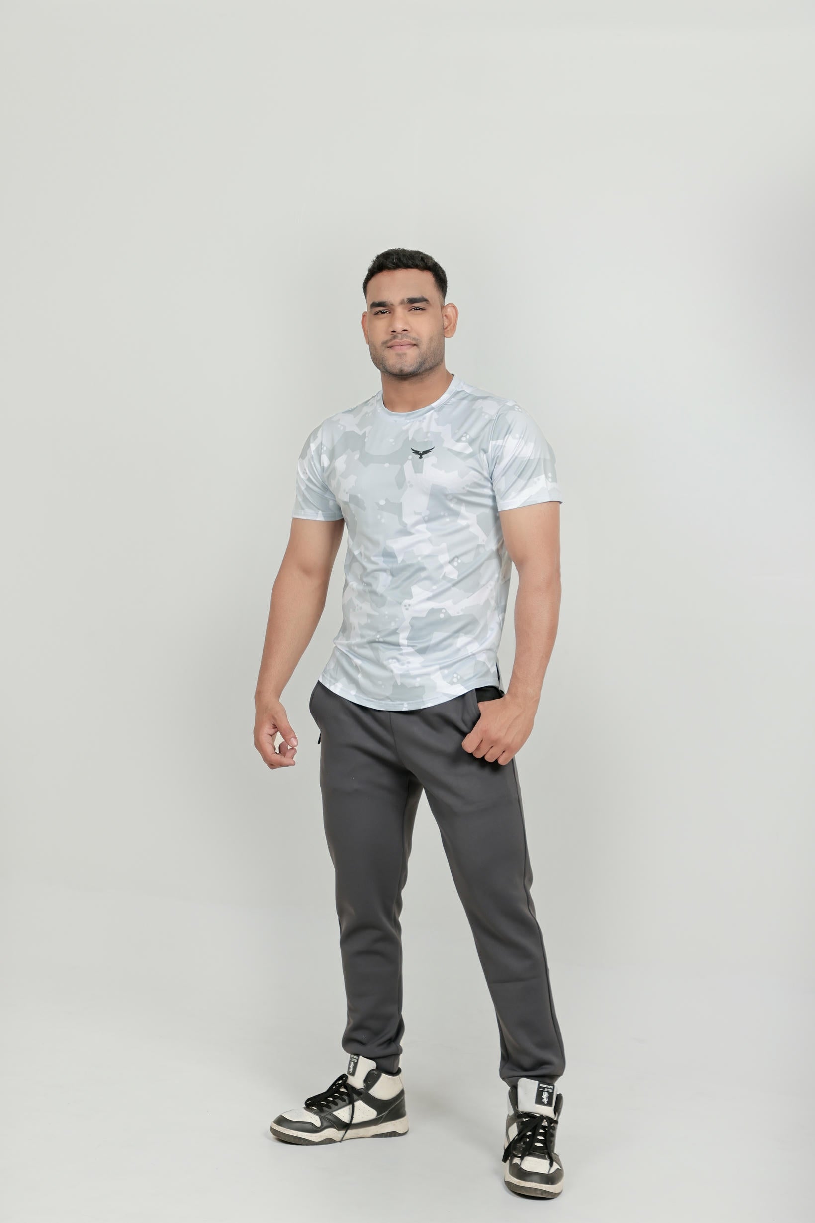 CAMO MENS TRAINING TECH TEE