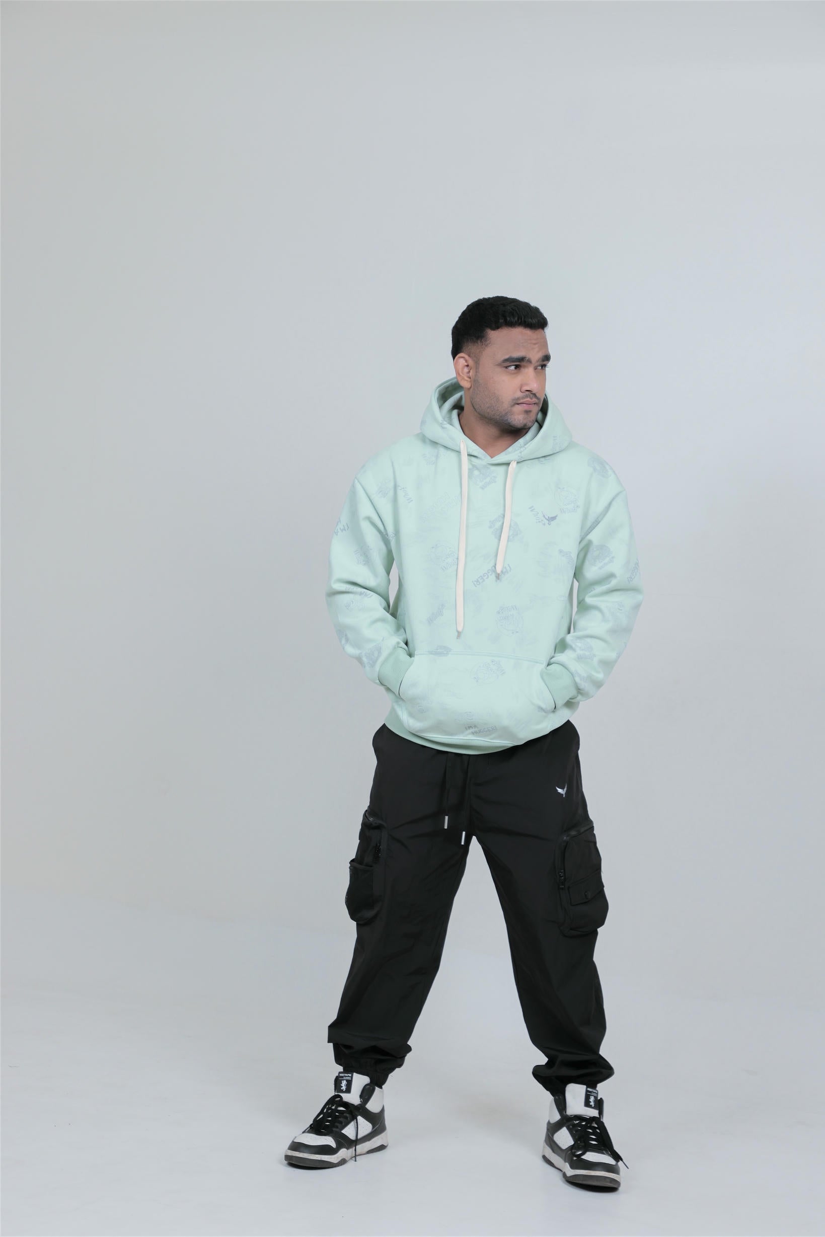 Men’s Woven Cargo Pants – Black (100% Polyester)