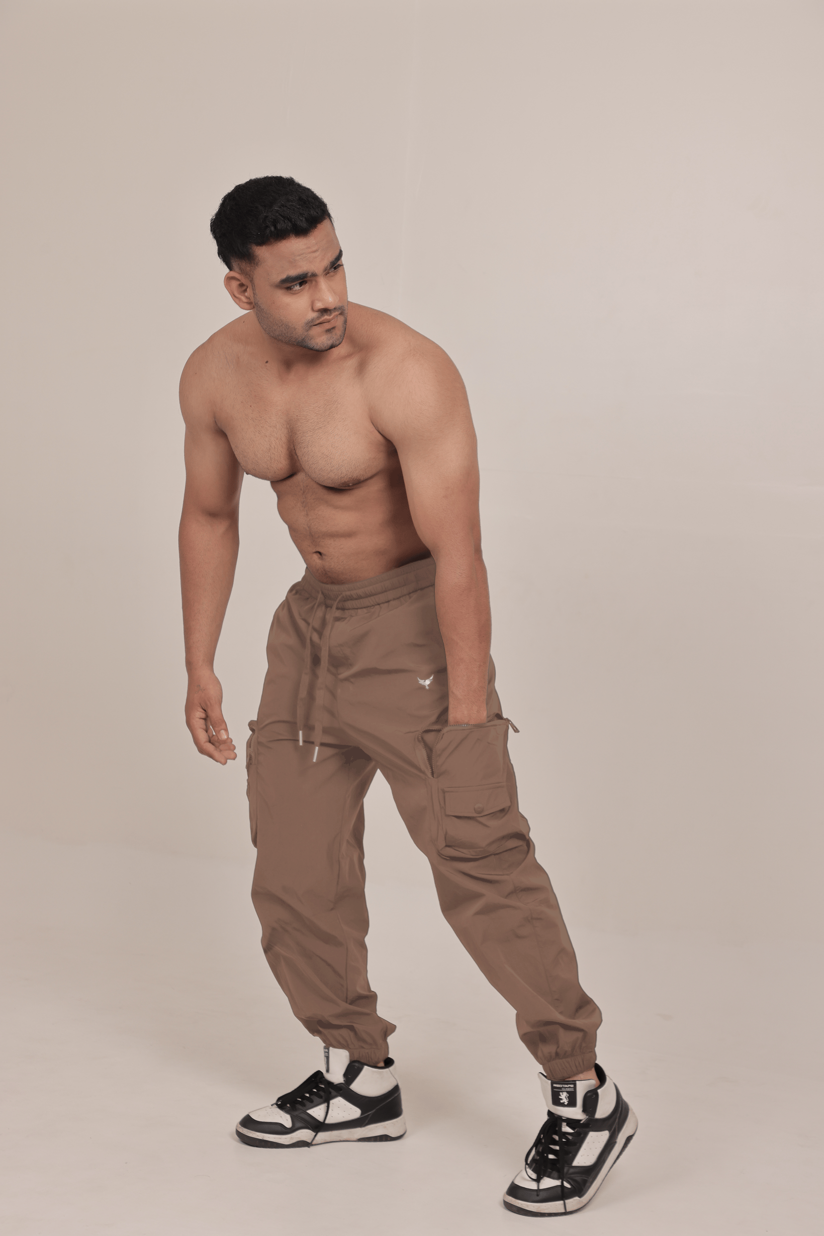 Men’s Woven Cargo Pants – Light Brown (100% Polyester)