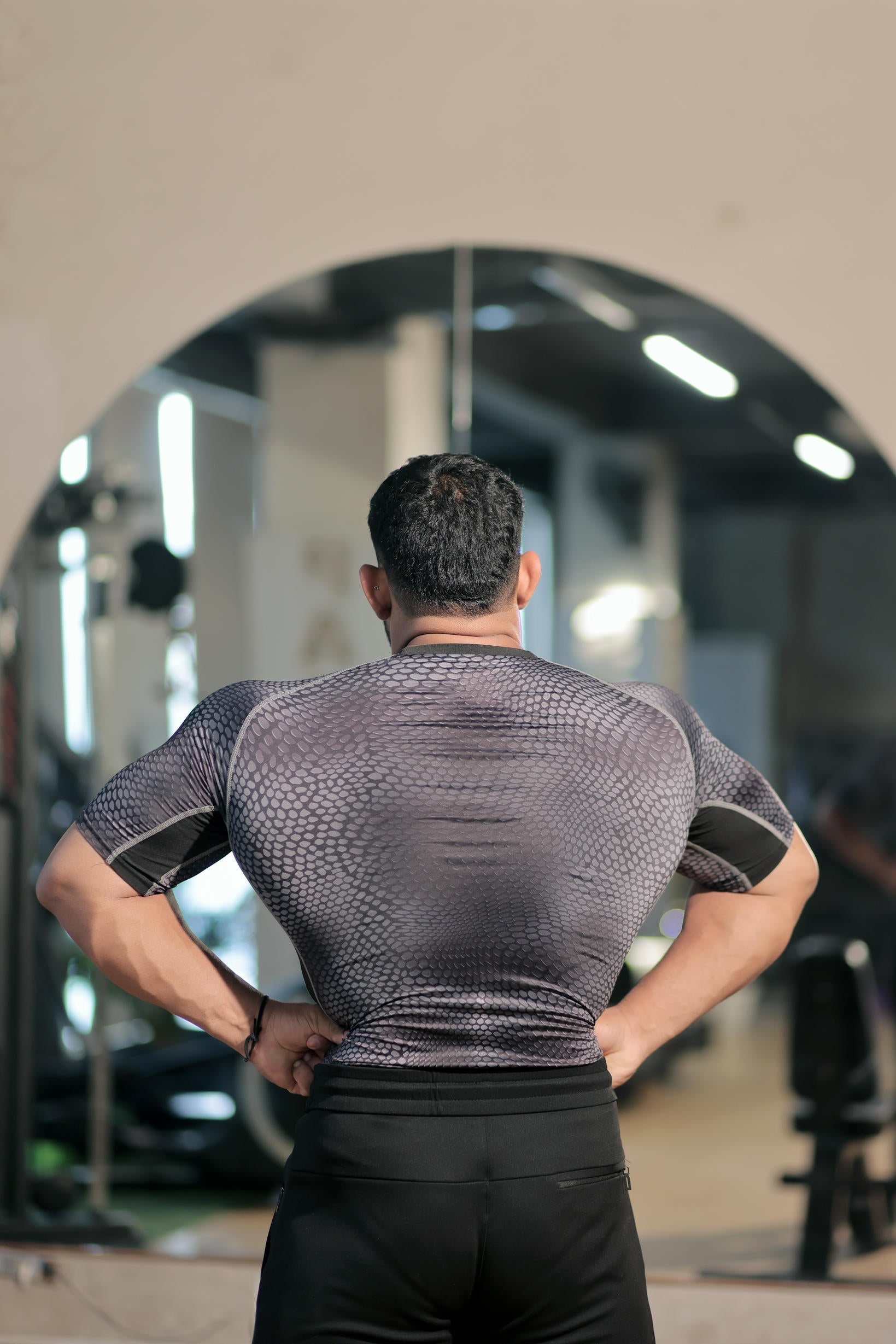 Men’s Compression Half Sleeves T-Shirt in Black
