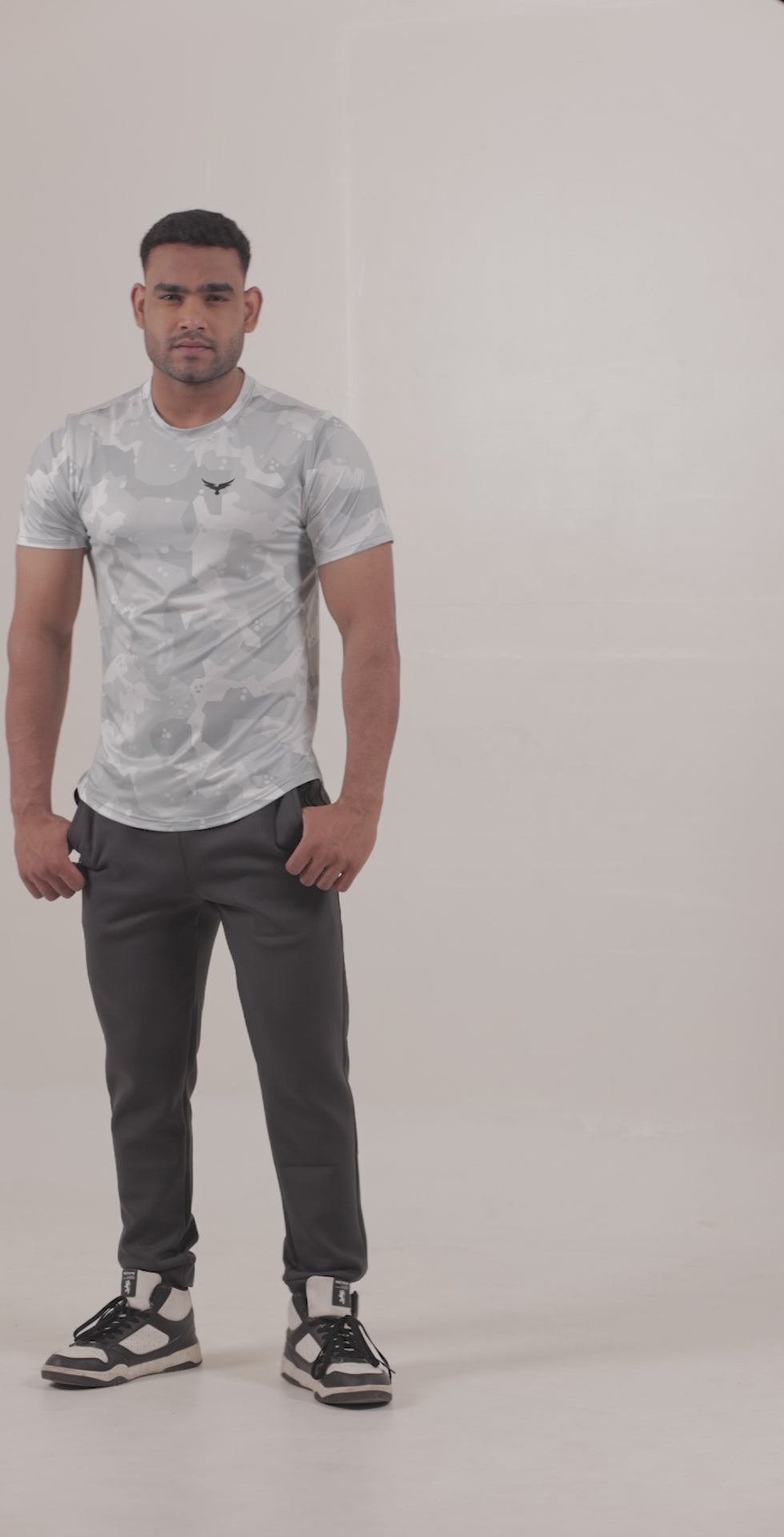CAMO MENS TRAINING TECH TEE