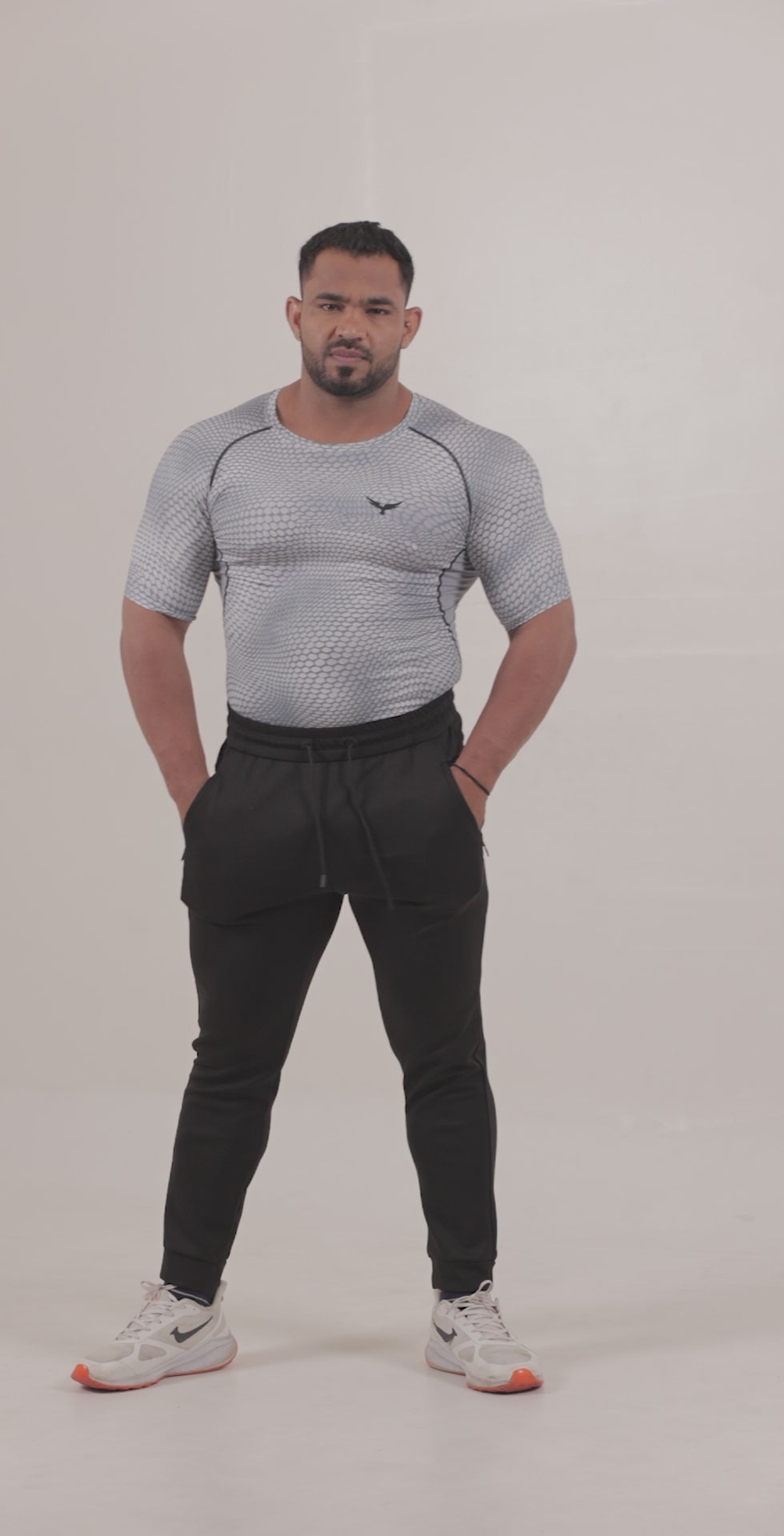 Men’s Compression Half Sleeves T-Shirt – Grey